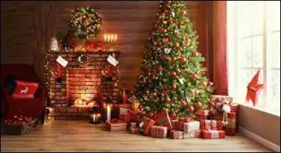 Hormis les cadeaux, que place-t-on traditionnellement sous le sapin ?