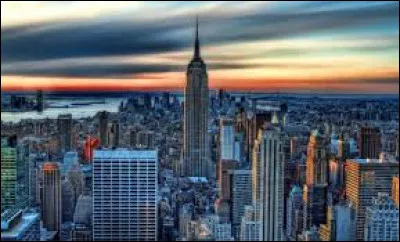 À quel chanteur doit-on en 1987, la chanson "Nougayork" ?