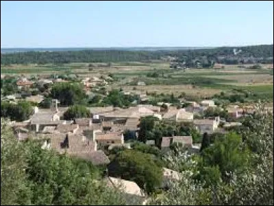 Village Gardois, Nages-et-Solorgues se situe en région ...