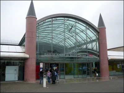 Je veux me rendre à Disneyland depuis Châtelet le plus rapidement possible. Comment puis-je faire ?