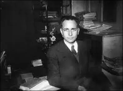 À quel écrivain doit-on le roman "Aurélien" paru en 1944 ?