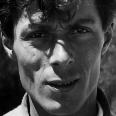 Quel m&eacute;tier de la nature est mis en avant dans les &eacute;crits de Roger Frison-Roche ?