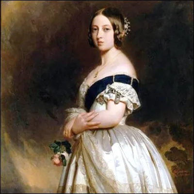 Quel palais londonien, attenant &agrave; Hyde Park, a &eacute;t&eacute; la demeure de la future reine Victoria jusqu�&agrave; ses 18 ans et son accession au tr&ocirc;ne ?