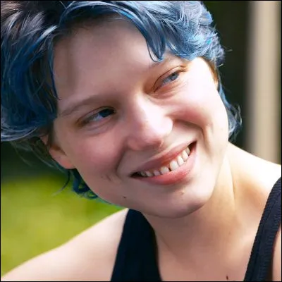 Quelle actrice a re&ccedil;u une multitude de r&eacute;compense, dont le C&eacute;sar du meilleur espoir f&eacute;minin, pour son r&ocirc;le dans "La Vie d�Ad&egrave;le" ?