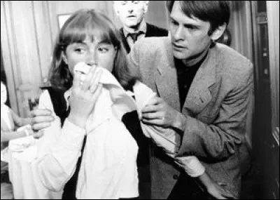 "La Dentellière" est un film franco-suisse réalisé par Claude Goretta et sorti en 1977. Quelle actrice célèbre va être révélée grâce à ce film ?