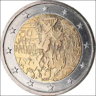 Une pièce de 2 euros allemande commémore la chute du mur de Berlin. De quelle année cet événement date-t-il ?