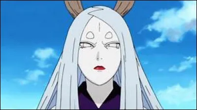 Comment s'appelle la mère de Hagoromo et de Hamura Ôtsutsuki ?