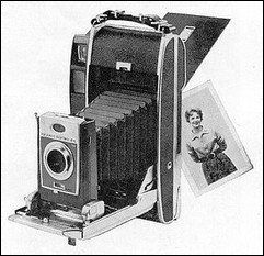 Quand, l'Américain Edwin H. Land, commercialise-t-il l'appareil photo instantané ?