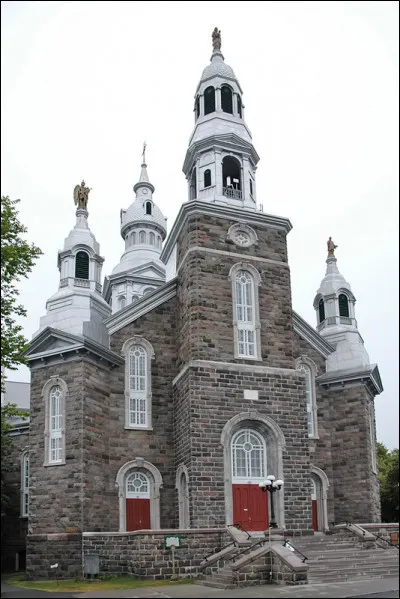 Combien de départements comptait l'ancienne région Picardie ?