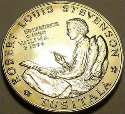 Une pièce commémorative rend hommage à l'écrivain Robert Louis Stevenson. Quel roman connu faut-il lui attribuer ?