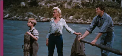 Qui est le réalisateur de "Rivière sans retour" (1954), avec Robert Mitchum et Marilyn Monroe qui se retrouvent à descendre une rivière sur un radeau ?