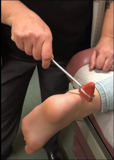 Quel matériel médical utilises-tu pour cette consultation ?