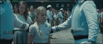 Quelle est la première fille du district 12 qui a été tirée au sort ?