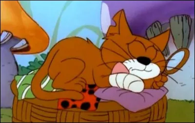 Quant à Peyo, il créa Azraël, il lui avait d'abord fait le poil blond, puis il fonça un peu la couleur pour obtenir :