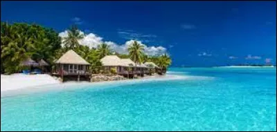 Cet archipel qui comprend l'île de Viti Levu (580000 habitants) et aussi l'île de Vanua Levu est l'archipel des :