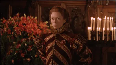Dans quel film Tilda Swinton est-elle une personne noble qui ne vieillit jamais ?