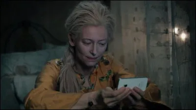 Dans quel film Tilda Swinton est-elle une vampire ?