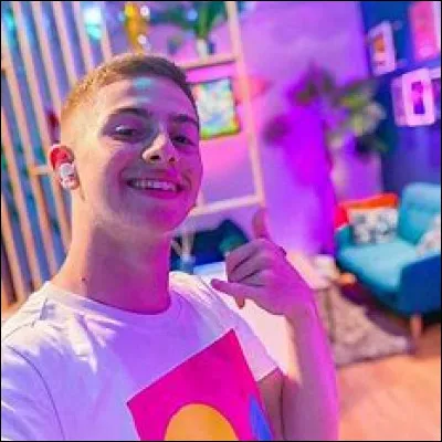 En quelle année a-t-il lancé sa chaine YouTube ?