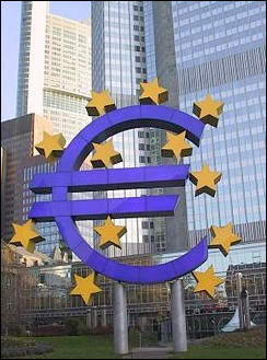 En quelle année démarre le traité instituant l'euro ?