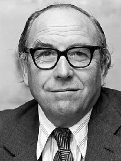 Quel économiste britannique, lors du sommet de Florence en 1977, décide de frapper un grand coup en annonçant la création d'une monnaie unique pour neuf pays européens ?