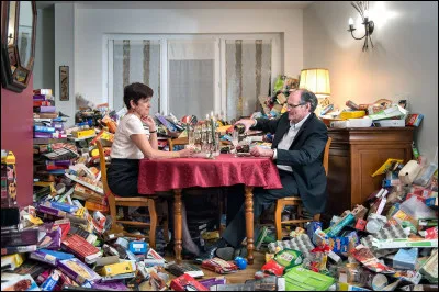 Comment s'intitule cette chanson : "Voiture, maison, c'est sûr, c'est bon / Maintenant qu'est ce que ça cache / Ça nous remplit, ça nous rend pas meilleur / Pour autant que je sache" ?