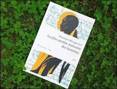 "La Plus Secrète Mémoire des hommes" est un roman de Mohamed Mbougar Sarr publié en 2021. Quel prix a-t-il reçu en 2021 pour son roman ?