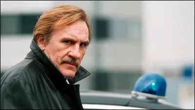 Dans quel film Gérard Depardieu est-il un lieutenant en concurrence avec un ancien ami pour devenir le supérieur hiérarchique de leur police ?