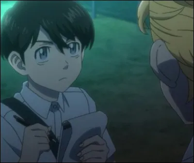 Comment se nomme le petit frère de Hinata ?