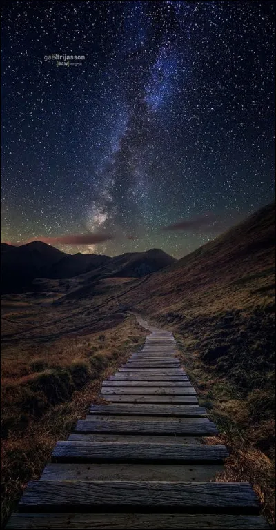 Quel est le signe de la constante de couplage dans le cas d'un couplage antiferromagnétique ?