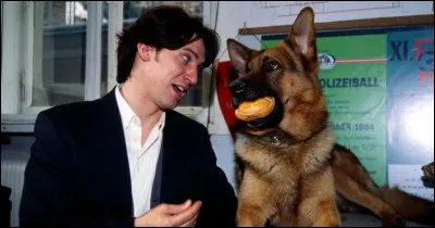 Dans quelle série policière, ce chien était-il la vedette ?