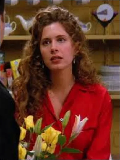 Avec laquelle de ces filles Ross est-il sorti ?