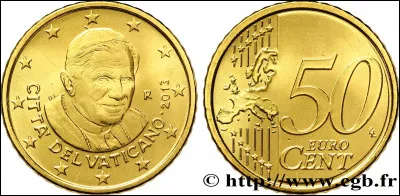 La renonciation du pape Benoît XVI a eu lieu en 2014.