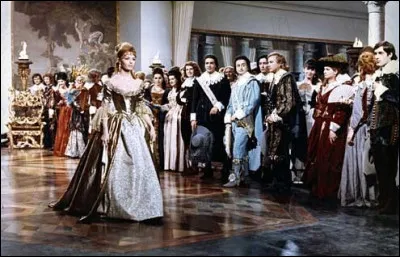 Petite ville de 5 000 habitants du département du Pas-de-Calais, située dans l'arrière-pays de la côte d'Opale :