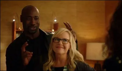 Quel est le prénom de l'enfant de Linda et Aménadiel ?