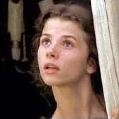 Dans quel film Victoria Abril joue-t-elle la reine Isabelle ?