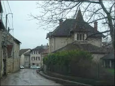 Nous terminons notre balade en Auvergne-Rhône-Alpes, à Vénérieu. Commune de l'arrondissement de La Tour-du-Pin, elle se situe dans le département ...