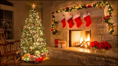 Le sapin fait partie de la fête de Noël. Mais de quelle région française provient cette tradition d'un arbre décoré ?