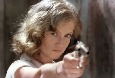 Dans quel film Isabelle Huppert est-elle une femme manipulée par un policier ?
