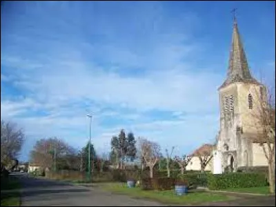 Village occitan, dans l'arrondissement de Mirande, Izotges se situe dans le département ...