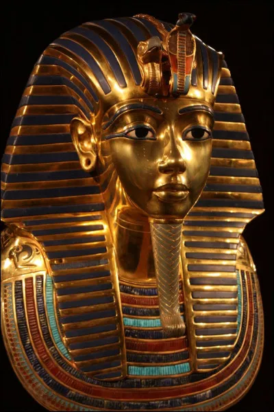 Tu dois faire un exposé en histoire.