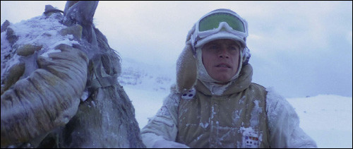 Pourquoi Luke n'est-il pas retourné à la base avant la tempête de neige ?