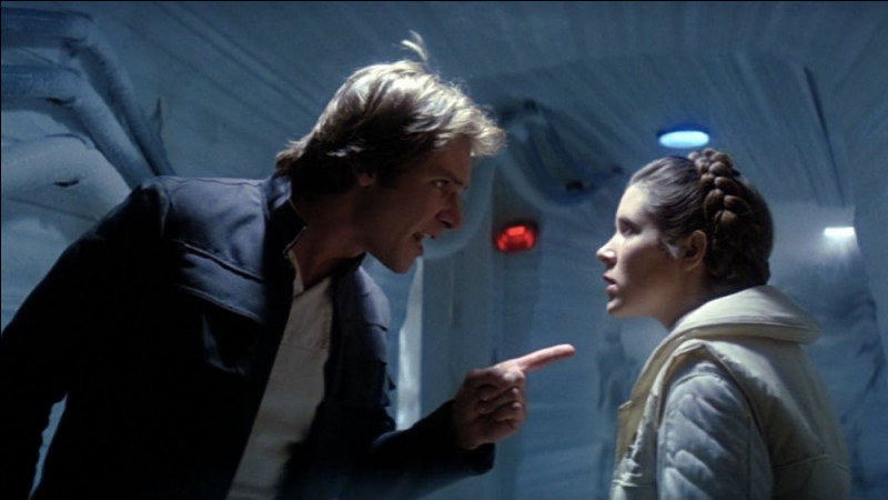 Que répond Leia lorsque Han lui dit qu'elle a peur de ne pas avoir un baiser d'adieu ?