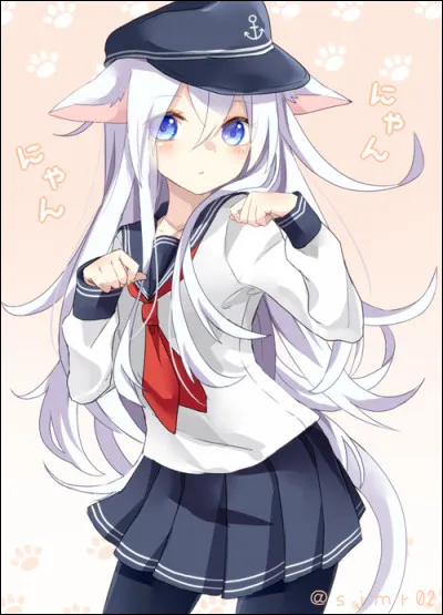 Que représente le signe sur son chapeau ?