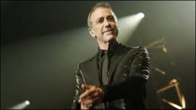 Complétez le titre de cette chanson : "Bons baisers...