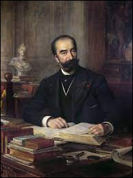 Voici le cinquième président de la République française. Élu en 1887, à la suite de la démission de Jules Grévy, il devance un autre homme politique alors président du Conseil des ministres.Qui était ce président de la République ?