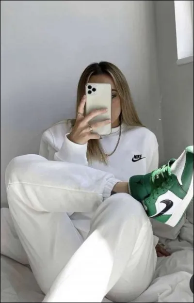 Quelle outfit préfères-tu ?