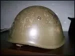À quelle armée appartenaient les militaires qui portaient ce casque au début des années 1940 ?