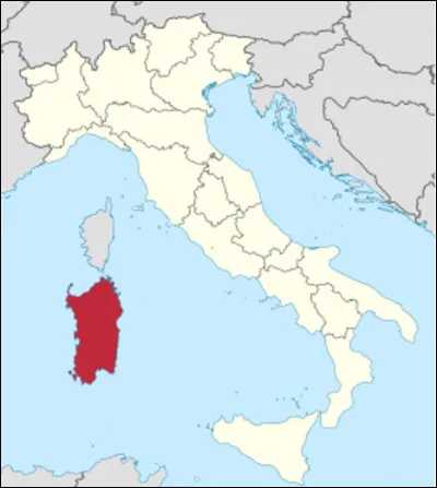 Quelle est cette ville, capitale de la Sardaigne, plus grande et plus riche communauté de l'ile ?