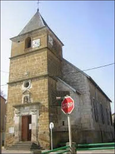 Nous sommes dans le Grand-Est au pied de l'église Sainte-Libaire de Burey-en-Vaux. Village de la Communauté de communes Commercy-Void-Vaucouleurs, il se situe dans le département ...