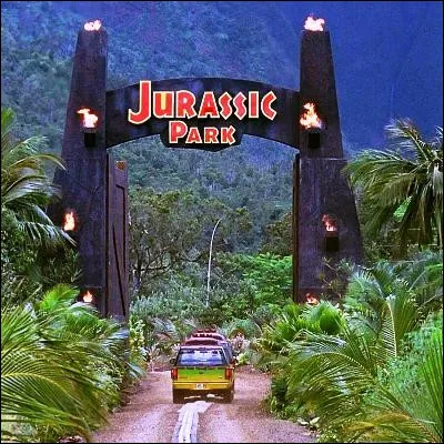 Quel dinosaure identifié et nommé en 1905 possède des pattes avant de 1 mètre et des pattes arrière de 4 mètres ?